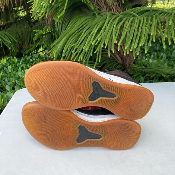 Nike Kobe A.D. Mid Rise Gum 2017 Basketball Shoes Mens Size: 13 main image 4